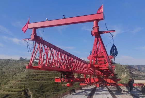 JQJ200T-40M公路架橋機(jī)，貴州遵義項(xiàng)目架設(shè)完成